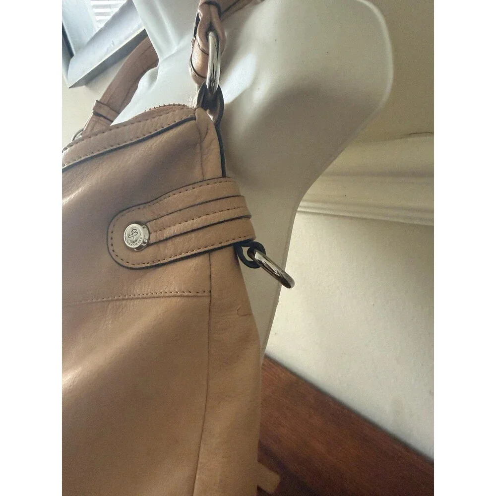 B. Makowsky Tan Leather Hobo Bag Multi-Pocket Cargo Style Silver Hardware